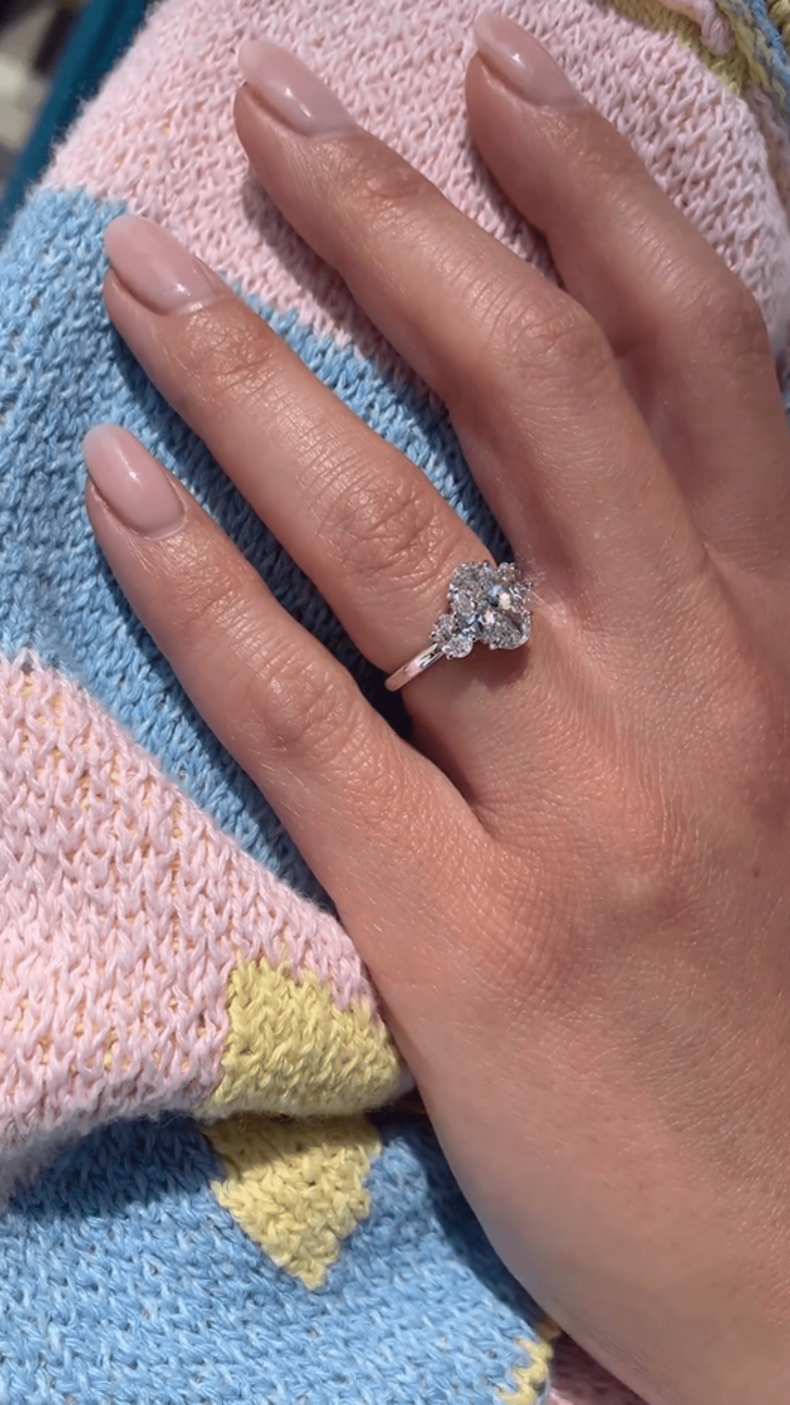 1.00 Carat Oval Cut Lab Grown Diamond Engagement Ring in 14K Gold - Mivaan Fine Jewelry