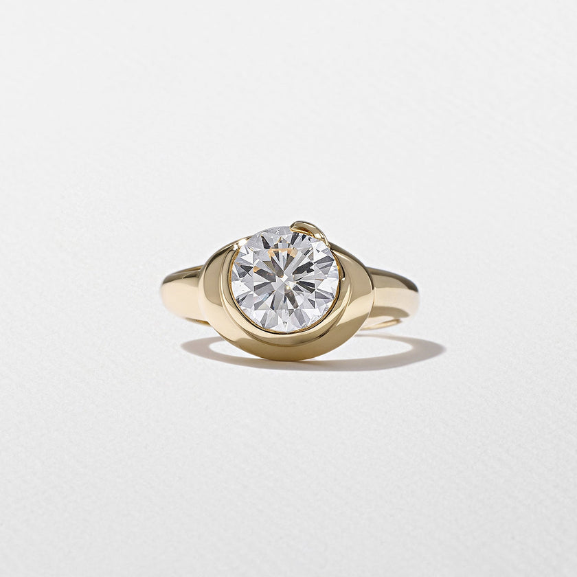 2 Carat Round Cut Lab Grown Diamond Signet Ring in 14K Solid Gold - Mivaan Fine Jewelry