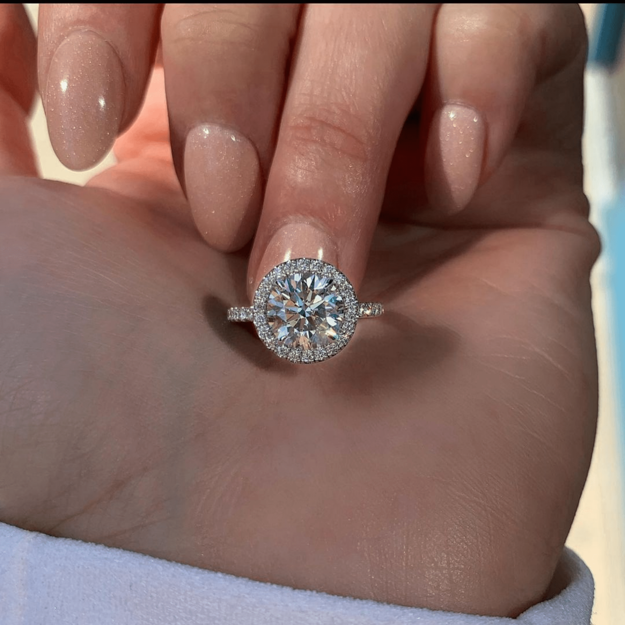 2.00 CT Round Halo Diamond Engagement Ring – Classic Gold Setting - Mivaan Fine Jewelry