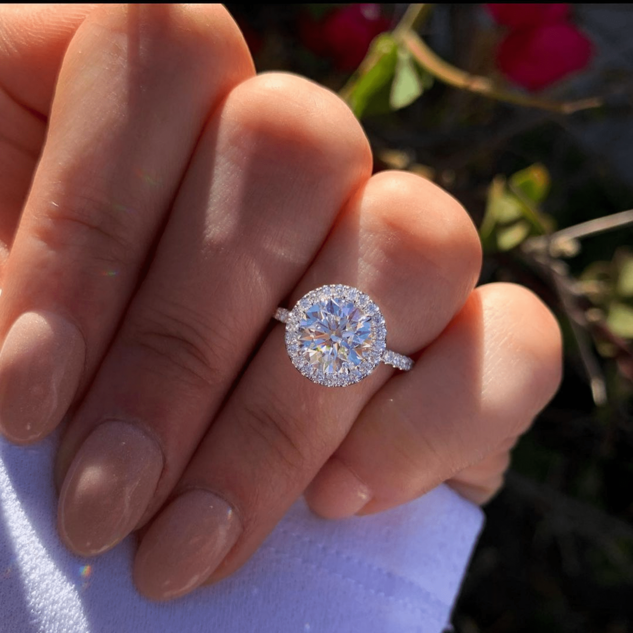 2.00 CT Round Halo Diamond Engagement Ring – Classic Gold Setting - Mivaan Fine Jewelry