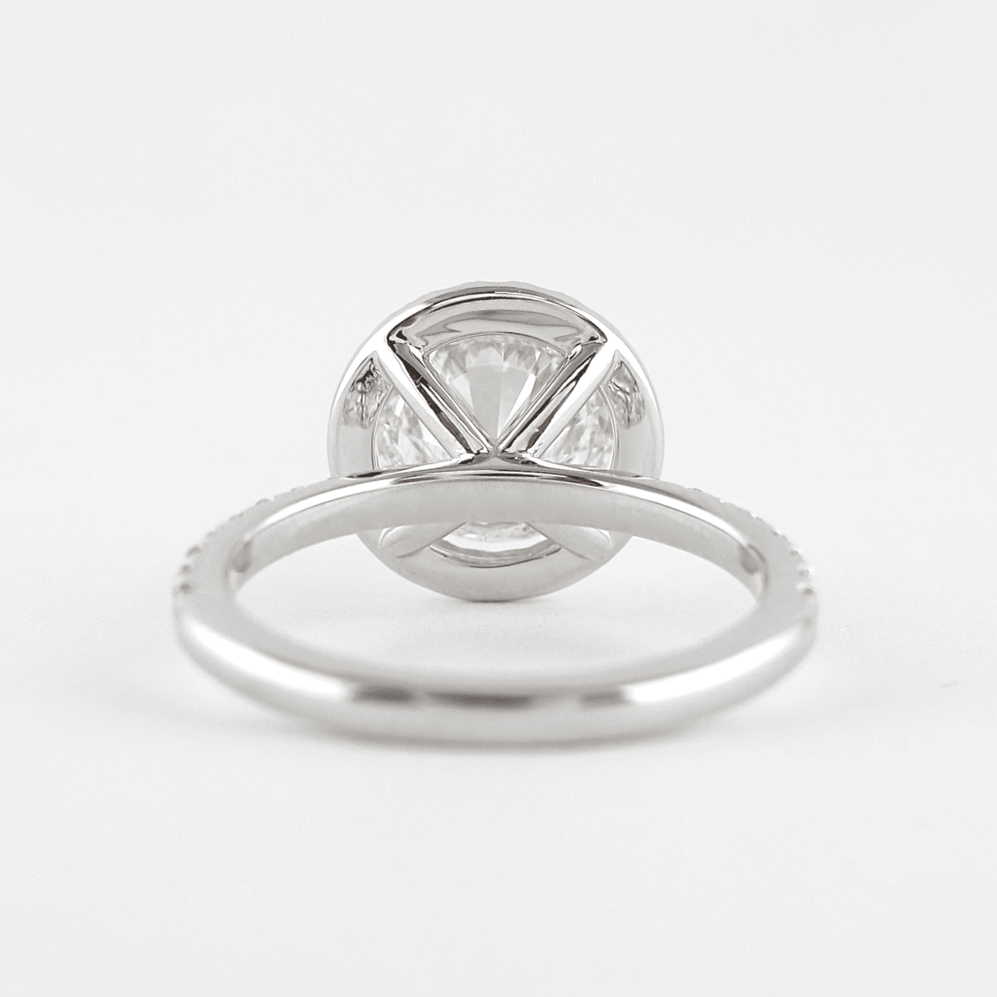 2.00 CT Round Halo Diamond Engagement Ring – Classic Gold Setting - Mivaan Fine Jewelry